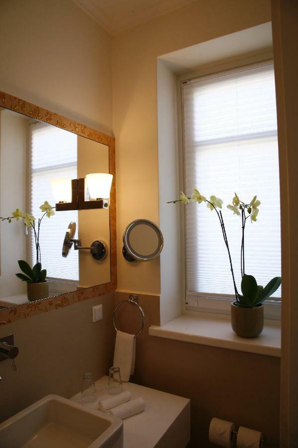 Mourayio Bed and Breakfast Hermione Buitenkant foto
