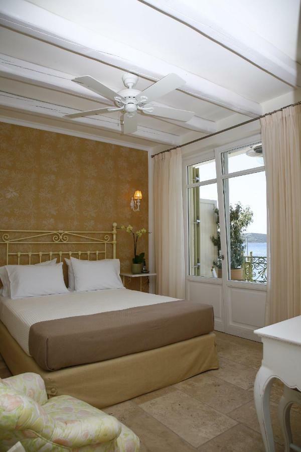 Mourayio Bed and Breakfast Hermione Buitenkant foto