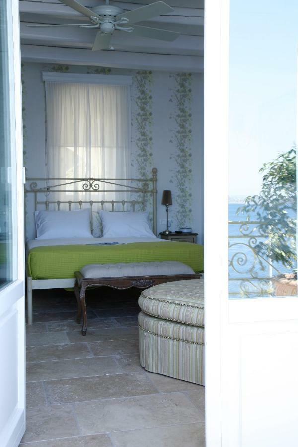 Mourayio Bed and Breakfast Hermione Buitenkant foto