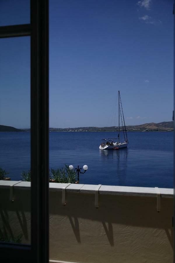 Mourayio Bed and Breakfast Hermione Buitenkant foto